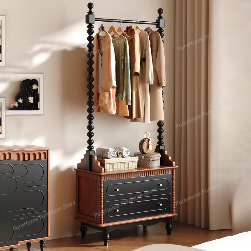 Interior Design Vintage Modern - ราวแขวนเสื้อผ้าสไตล์วินเทจสุดหรู ชั้นวางเสื้อผ้าติดผนังห้องนอน ราวแขวนเสื้อผ้าเหล็ก ชั้นวางเสื้อผ้าแบบตั้งพื้น เฟอร์นิเจอร์ตกแต่งภายใน
